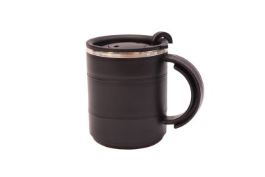 Siyah termos bardağa beyaz arka plan üzerinde