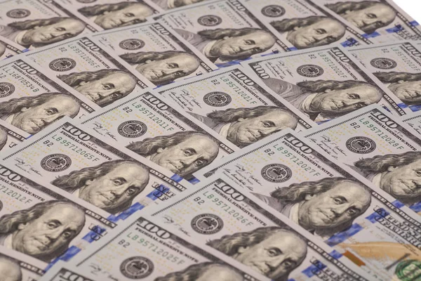 Сто долларовых банкнот — стоковое фото