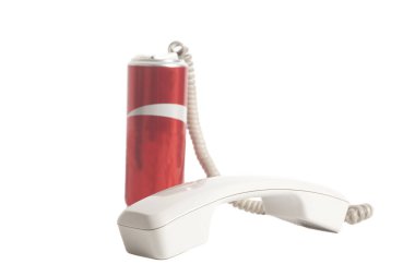 Teneke kutu telefon yakışıklı beyaz arka plan üzerinde izole ile