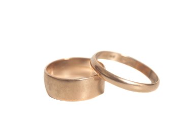 İki Altın Nikah Yüzüğü 