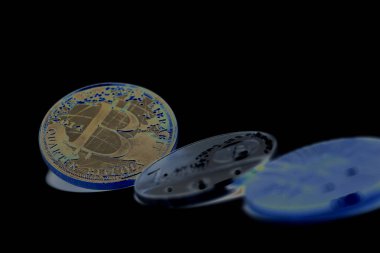 Üç sanal sikkeleri bitcoins 