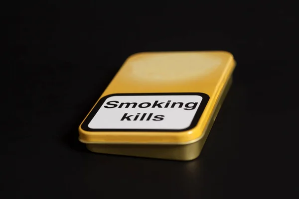 Scatola di sigarette. Il fumo uccide . — Foto Stock