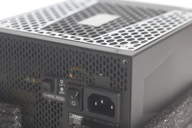 bilgisayar güç kaynağı ünitesi 