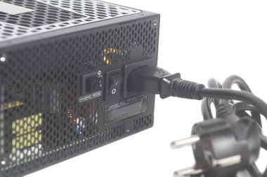 bilgisayar güç kaynağı ünitesi  