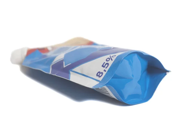 Kék csomagolás condenced tej — Stock Fotó