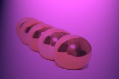 altın yumurta kümesi