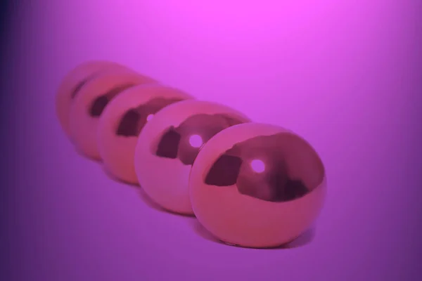 Набор золотых яиц — стоковое фото