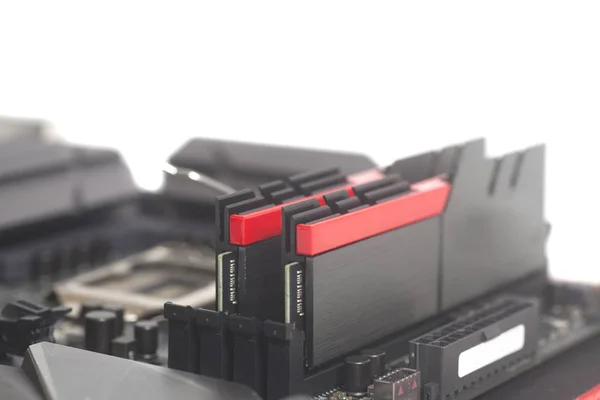 RAM di memoria del computer DDR4 ad alte prestazioni sulla scheda madre — Foto Stock