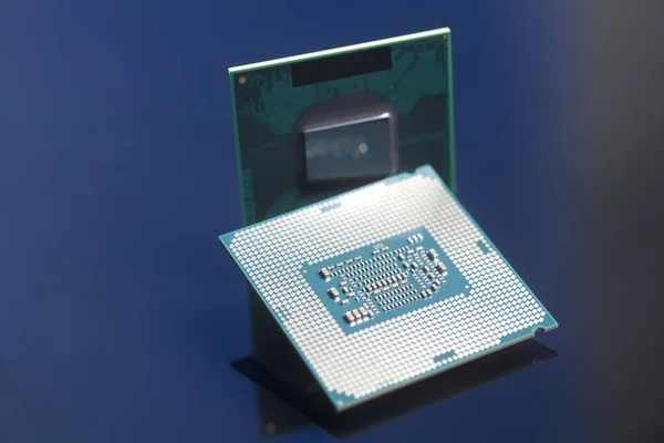 Unidade de processamento central processadores de CPU microchip — Fotografia de Stock