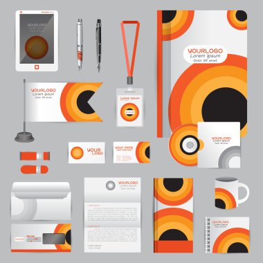 Turuncu origami elemanları ile beyaz kimlik şablonu. Vektör com