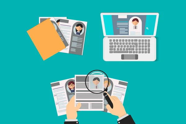 Office Recruiter Recruits Desk Resume Kandidaten voor vacature. curriculum vitae op zoek naar kantoormedewerker — Stockvector