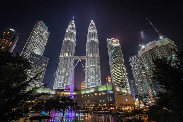 Torres Petronas. Kuala Lumpur, Malasia. Países Bajos —  Fotos de Stock