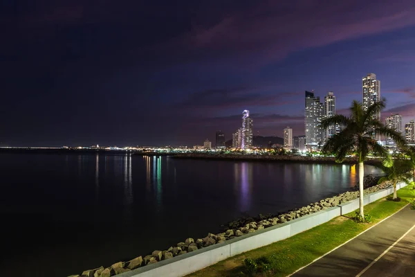 Panama City gece 