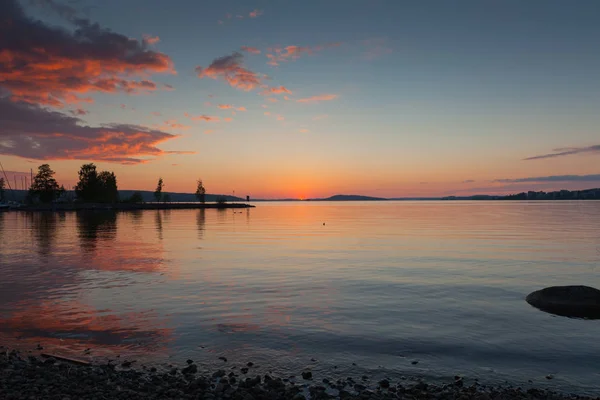 Beau coucher de soleil à Lahti, Finlande — Photo