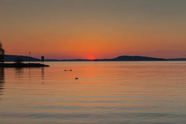 Hermosa puesta de sol en Lahti, Finlandia — Foto de Stock