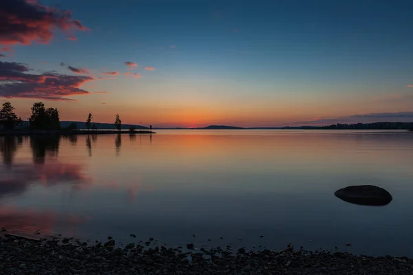 Beau coucher de soleil à Lahti, Finlande — Photo