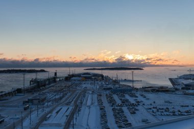 Helsinki kış, gemiler ve buz, dolgu 