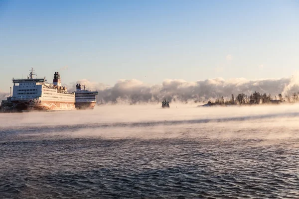 Helsinki kış, gemiler ve buz, dolgu 