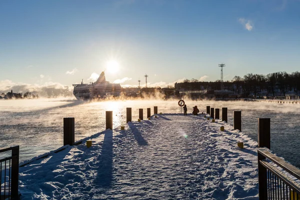 Helsinki kış, gemiler ve buz, dolgu 