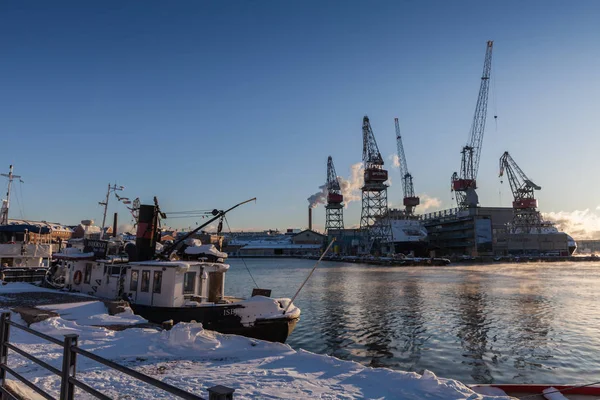 Helsinki kış, gemiler ve buz, dolgu 