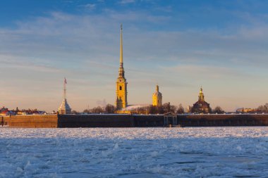 Saint Petersburg, Rusya. Neva Nehri. Kış.