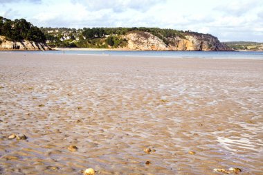 geniş çöl kumsalda Brittany sahil 
