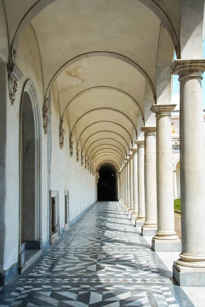 The cloister of San Martino chartreuse in Naples — Stock Photo, Image