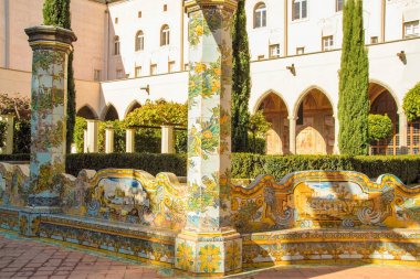 Santa Chiara manastır