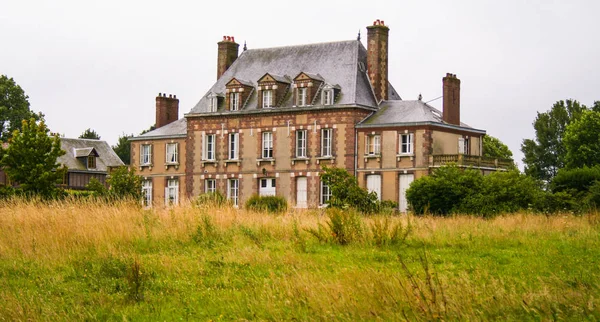 Manor house in Normandie, Rouen, France — стоковое фото