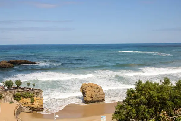 La grande plage, a grande praia de Biarritz — Fotografia de Stock