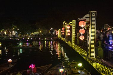 Hoi An geceleri