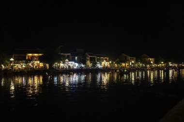 Hoi An geceleri
