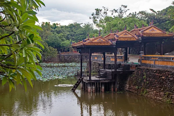 La Tumba de Tu Duc —  Fotos de Stock