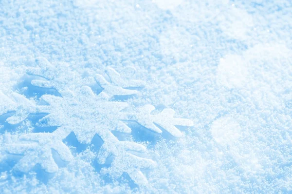 Lumihiutale lumessa — kuvapankkivalokuva