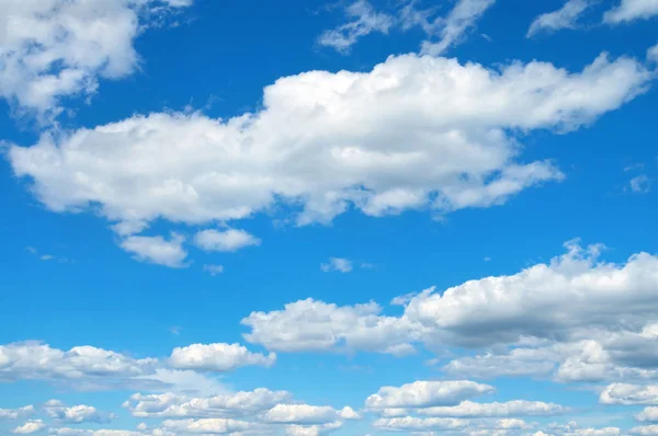 Hermoso Paisaje Celestial Con Nubes Cielo Azul —  Fotos de Stock