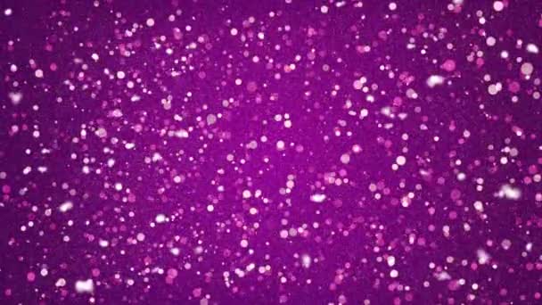 Белые сверкающие искры летающие светящиеся частицы движения графический фиолетовый фон — стоковое видео