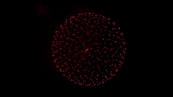 Gouden grote glanzende vuurwerk bokeh lichten in de nacht hemel Alpha Green Screen Animatie — Stockvideo