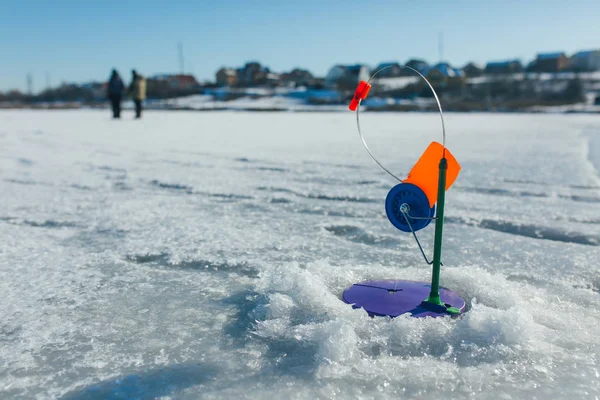 Pesca no gelo. Pesca de Inverno . — Fotografia de Stock