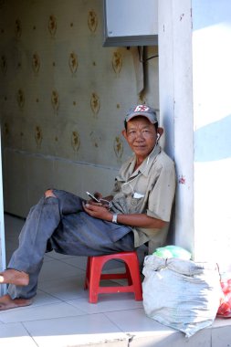 Ho Chi Minh, Vietnam - 08 Ekim 2014: Evsiz biri olan şey onun torba aittir