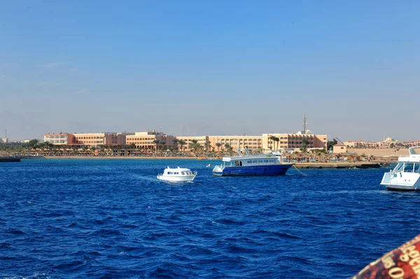 Tropische badplaats aan de rode zee in Hurghada — Stockfoto