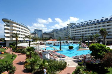 Side, Türkiye - 16 Nisan 2014: 5 yıldızlı lüks otel Crystal Admiral Resort Side. Popüler bir turistik yer.