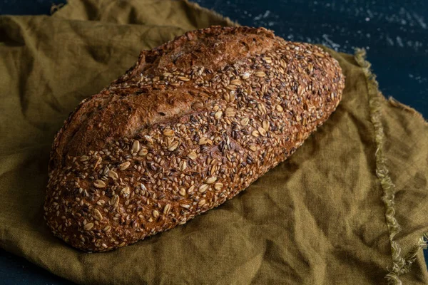 Homemade Freshly Baked Country Bread made from wheat and whole grain flour — Stock Photo, Image