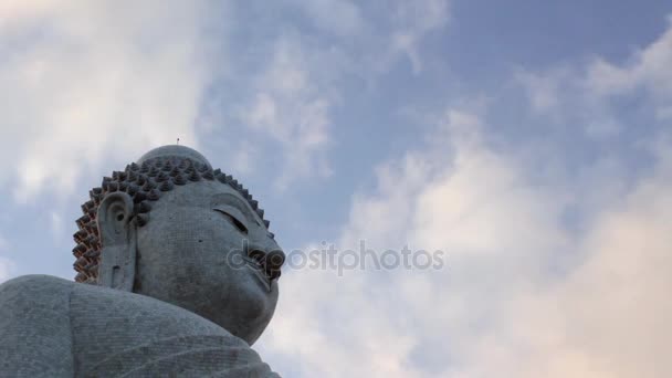 Silhouette of Buddha statue — Stock Video