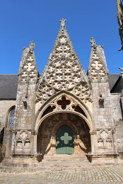 Portão de Notre Dame de Roscudon em Pont-Croix — Fotografia de Stock