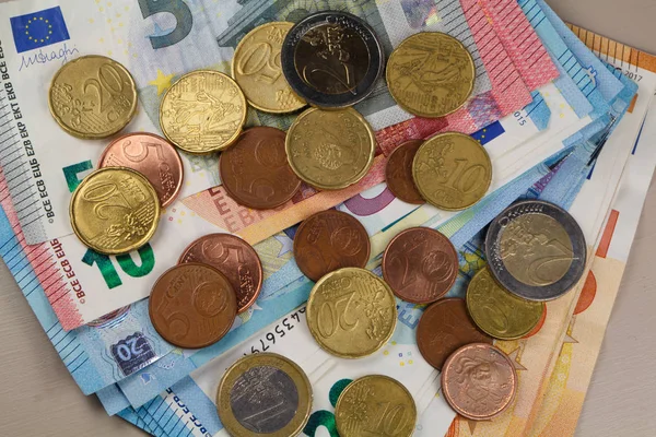 Euro-munten en Opmerking — Stockfoto
