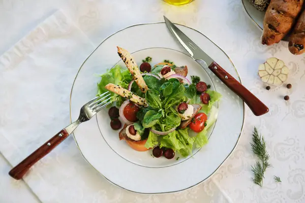 Salata besindir