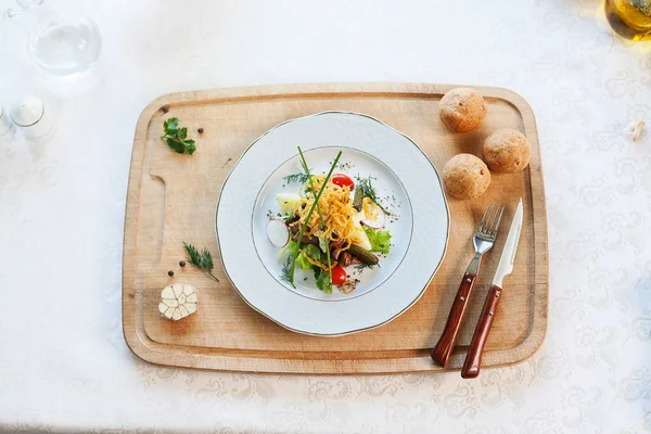 Salata besindir