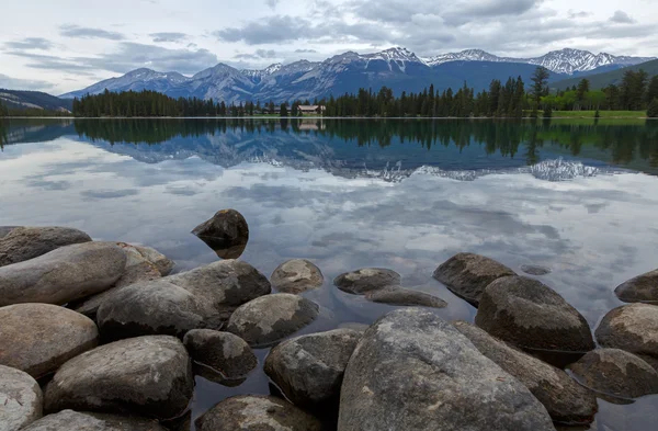 Приголомшливий вид на гори Blackcomb і Вістлері — стокове фото