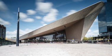  Rotterdam Merkez İstasyonu