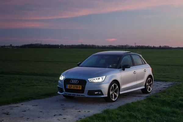 아우디 A1 sportback S 라인 t — 스톡 사진